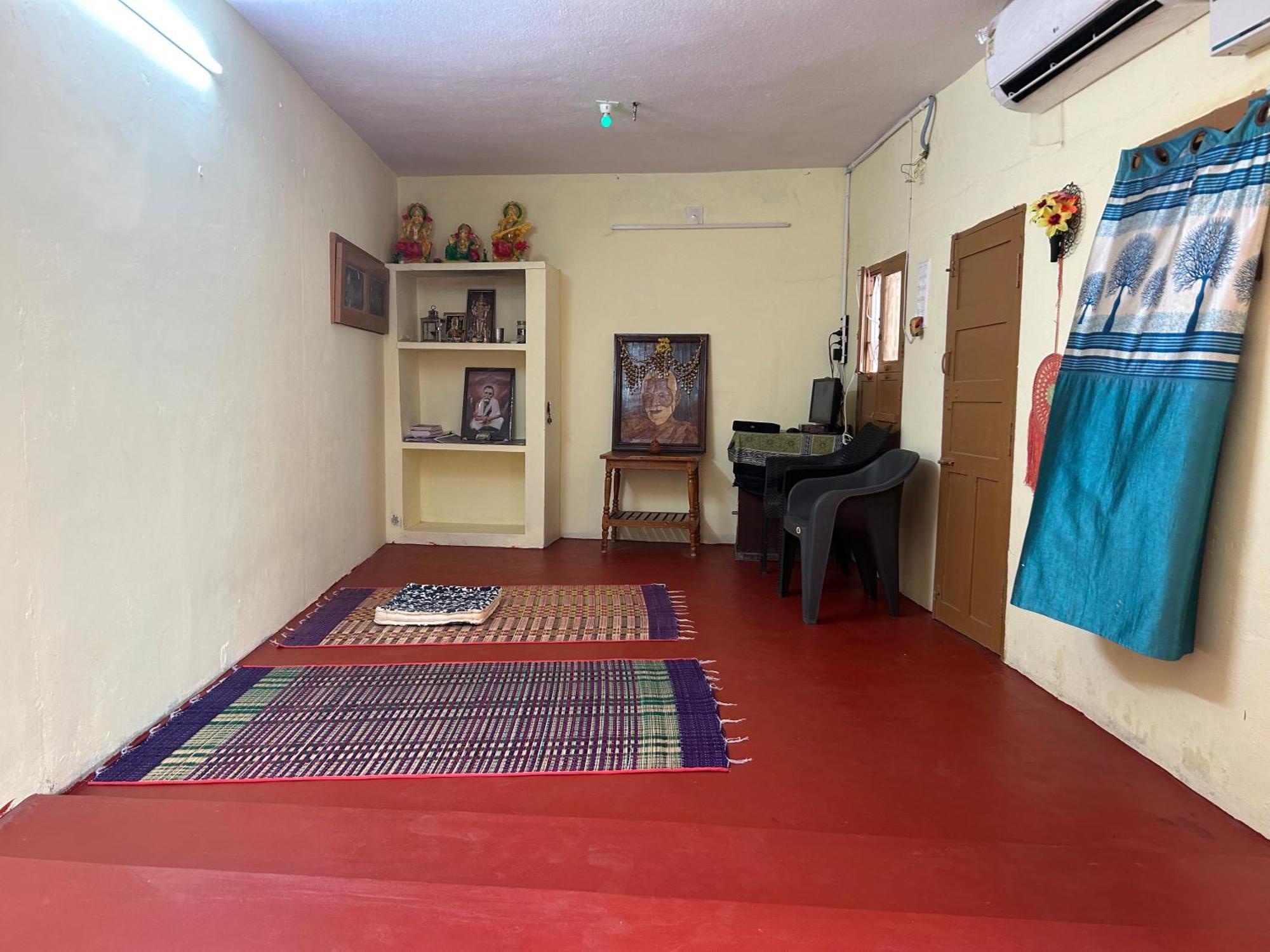 Anbu Ramana Guest House Tiruvannāmalai Exterior foto