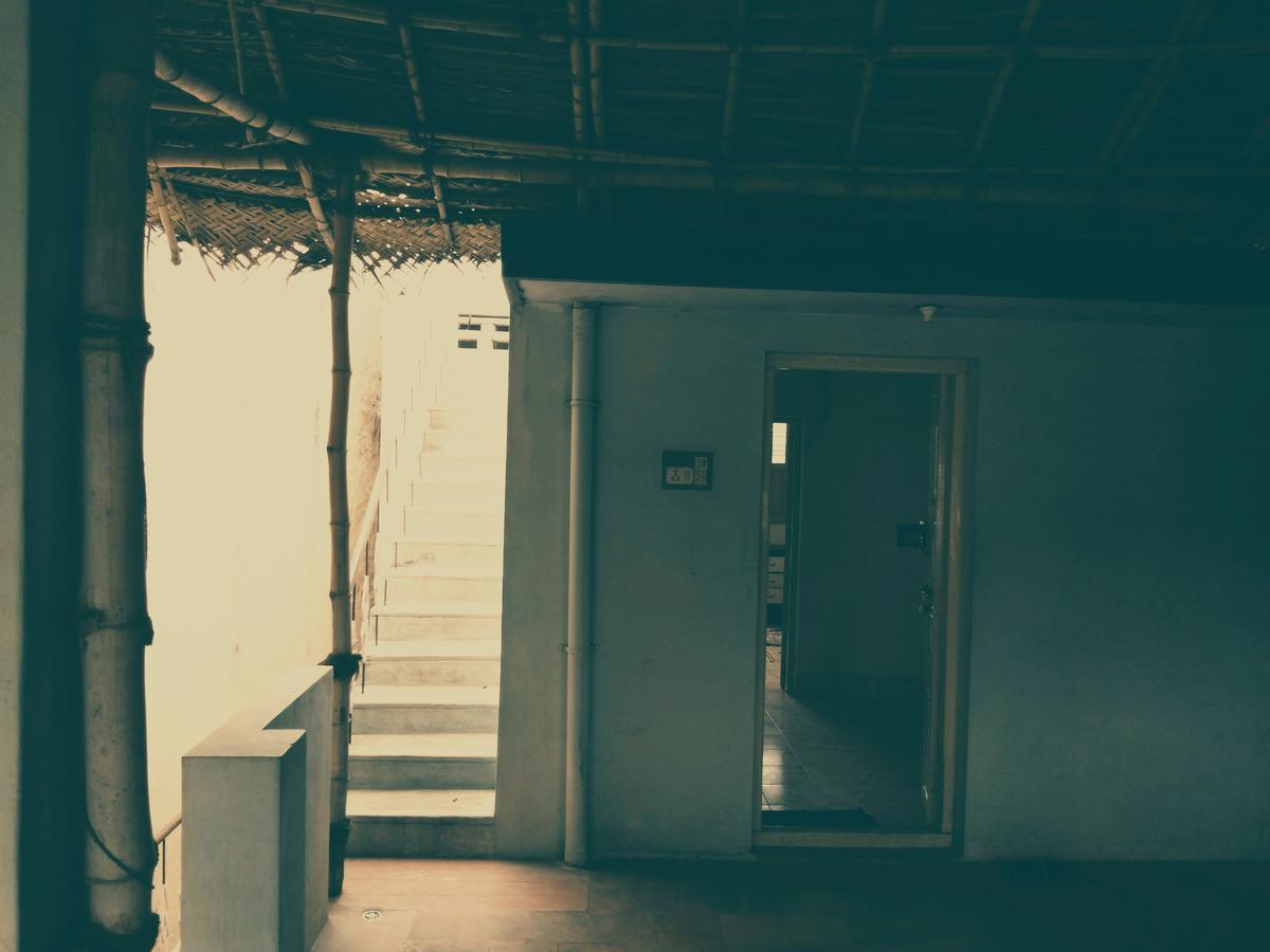 Anbu Ramana Guest House Tiruvannāmalai Exterior foto